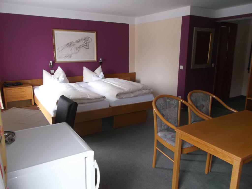 Hotel Bavaria Bad Wiessee Szoba fotó